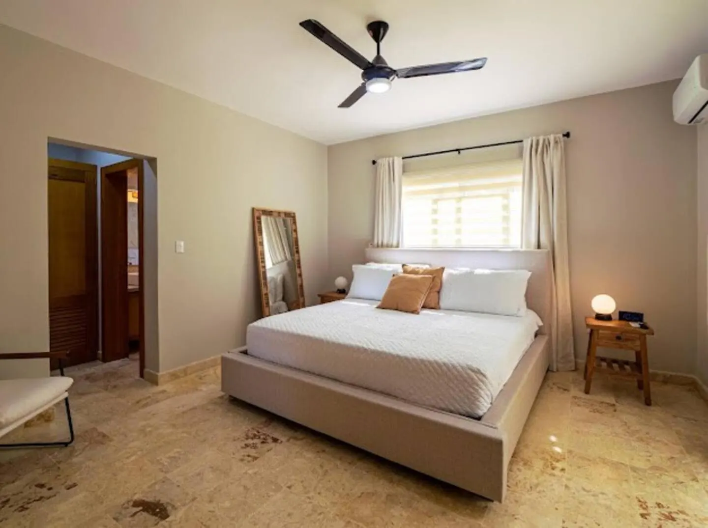 Modern 6 Bedroom Villa With Hot Tub Sosúa 0*,  Dominicaanse Republiek