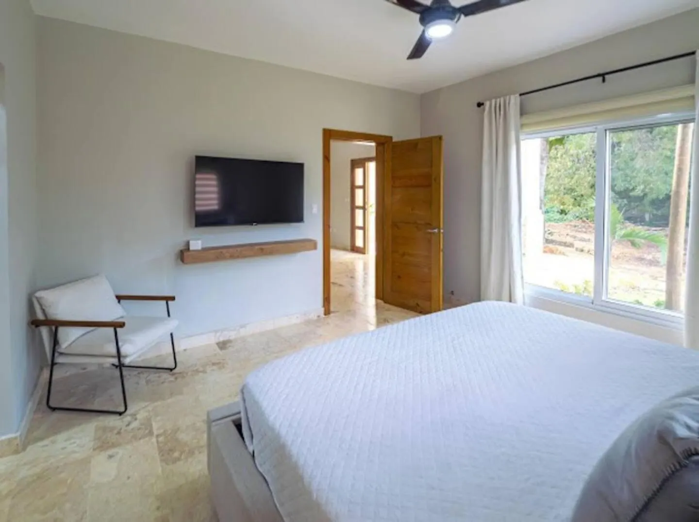 Modern 6 Bedroom Villa With Hot Tub Sosua Holiday home