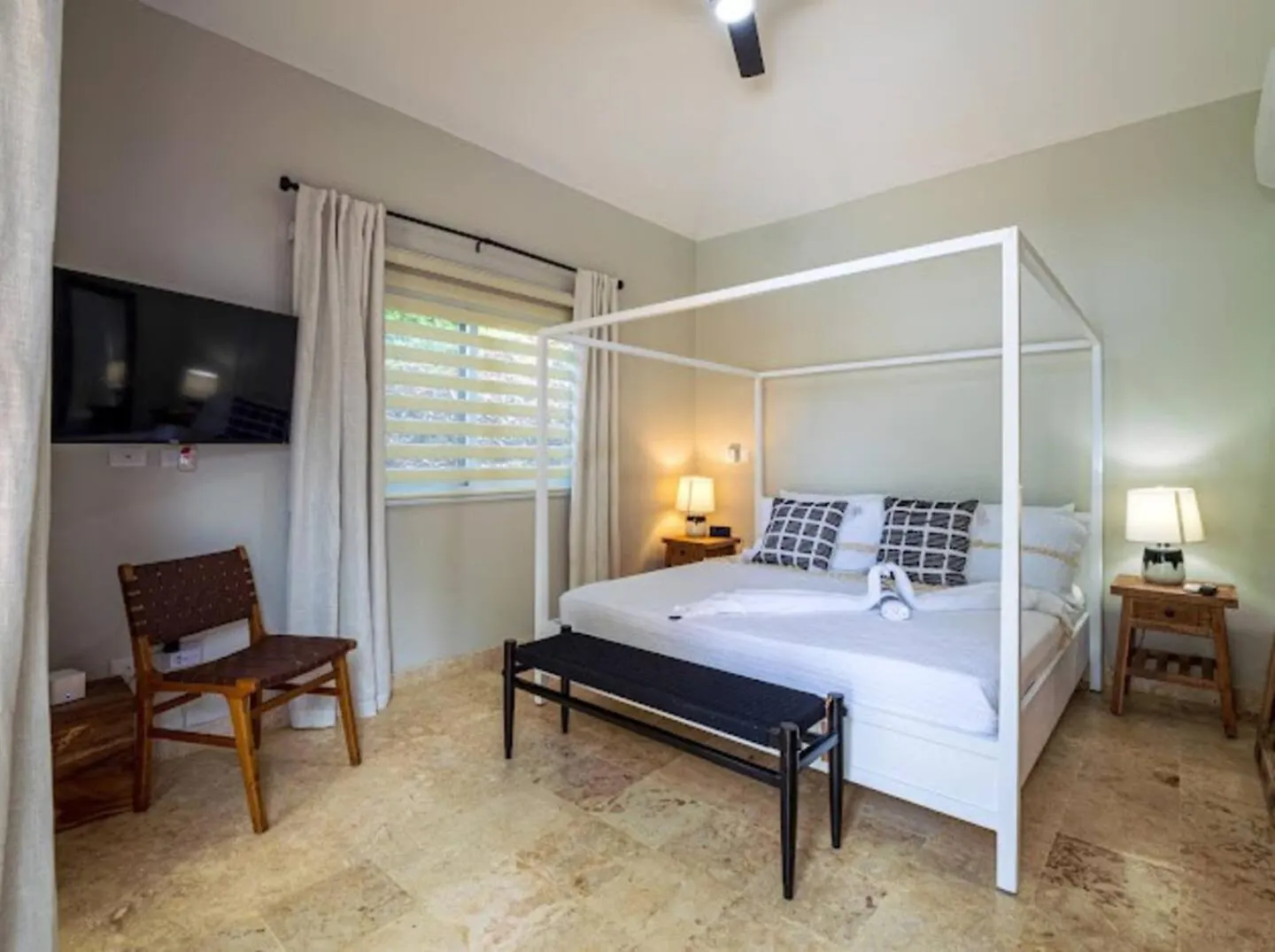 Modern 6 Bedroom Villa With Hot Tub Sosua
