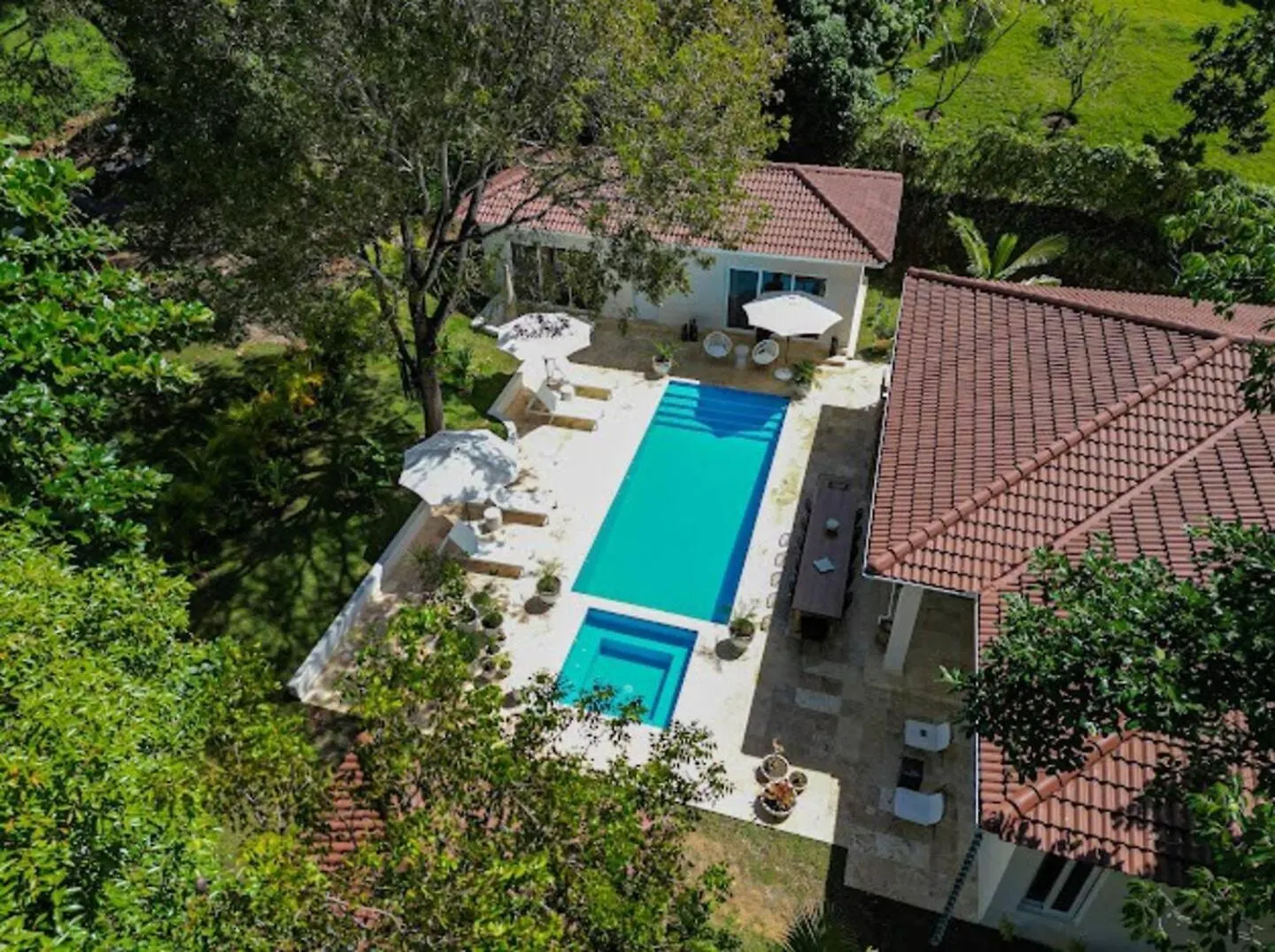 Modern 6 Bedroom Villa With Hot Tub Sosua Holiday home